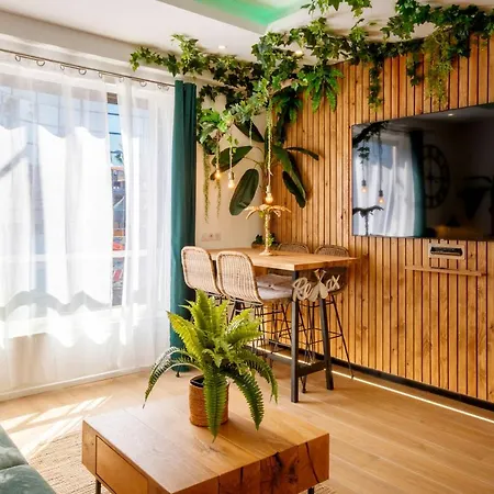 Apartment 06k3 - La Pagoda Unique Et Atypique A 30 M De La Antibes